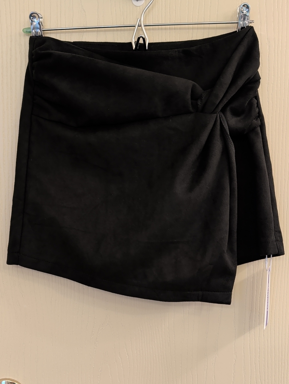 NWT Skrtimory Black Faux Suede Twist Front Mini Short Size Small S